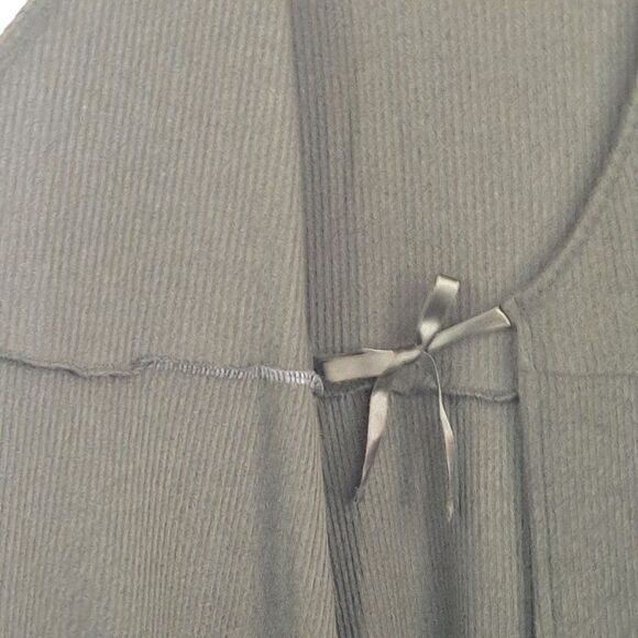 Ladies wrap front dress NWT - Picture 4 of 11